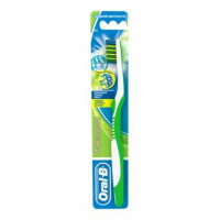 ORAL-B зубная щетка Комплекс Антибактериальная средняя 1 шт