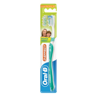 ORAL-B Зубная щетка 3-Effect Натуральная Свежесть средняя
